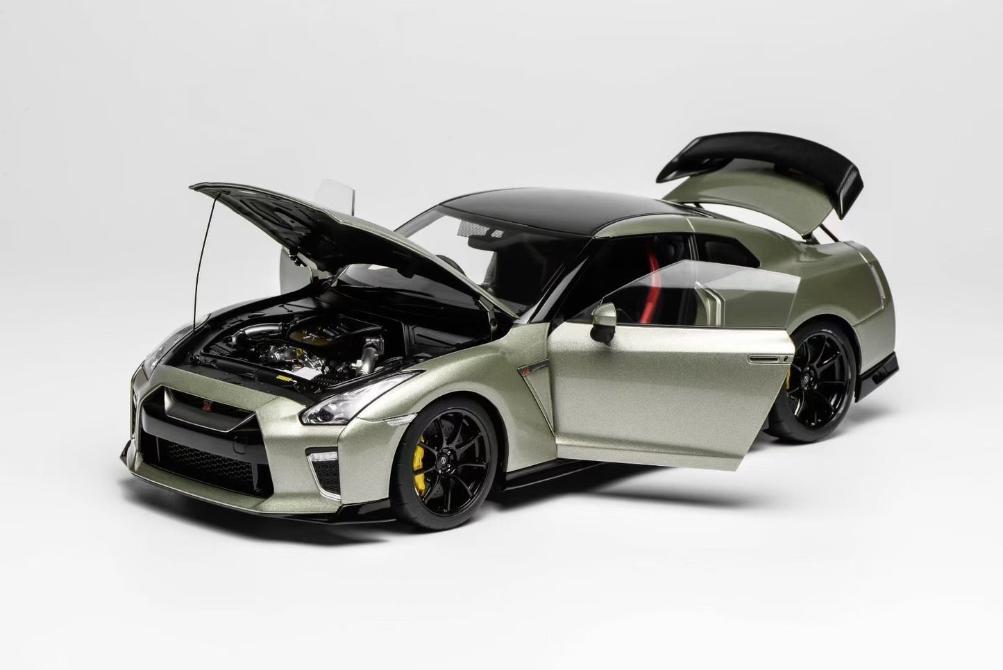 MH 1/18 Nissan GTR R35 Alloy Simulation Car Model