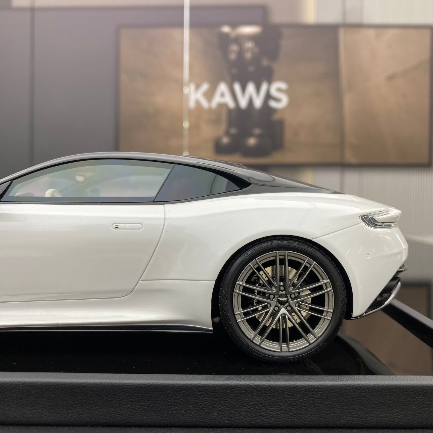 Aston Martin DB12 Coupé edición limitada, modelo de coche, regalo, MH 1/18