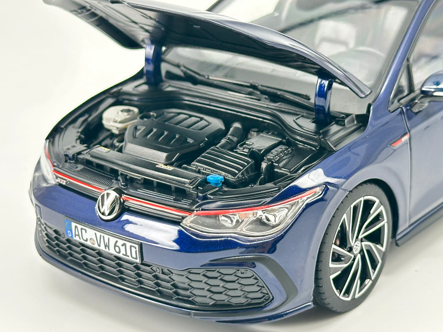 Norev 1/18 Volkswagen Golf GTI 2020 Blue Alloy Full Open Simulation Car Model NOR156