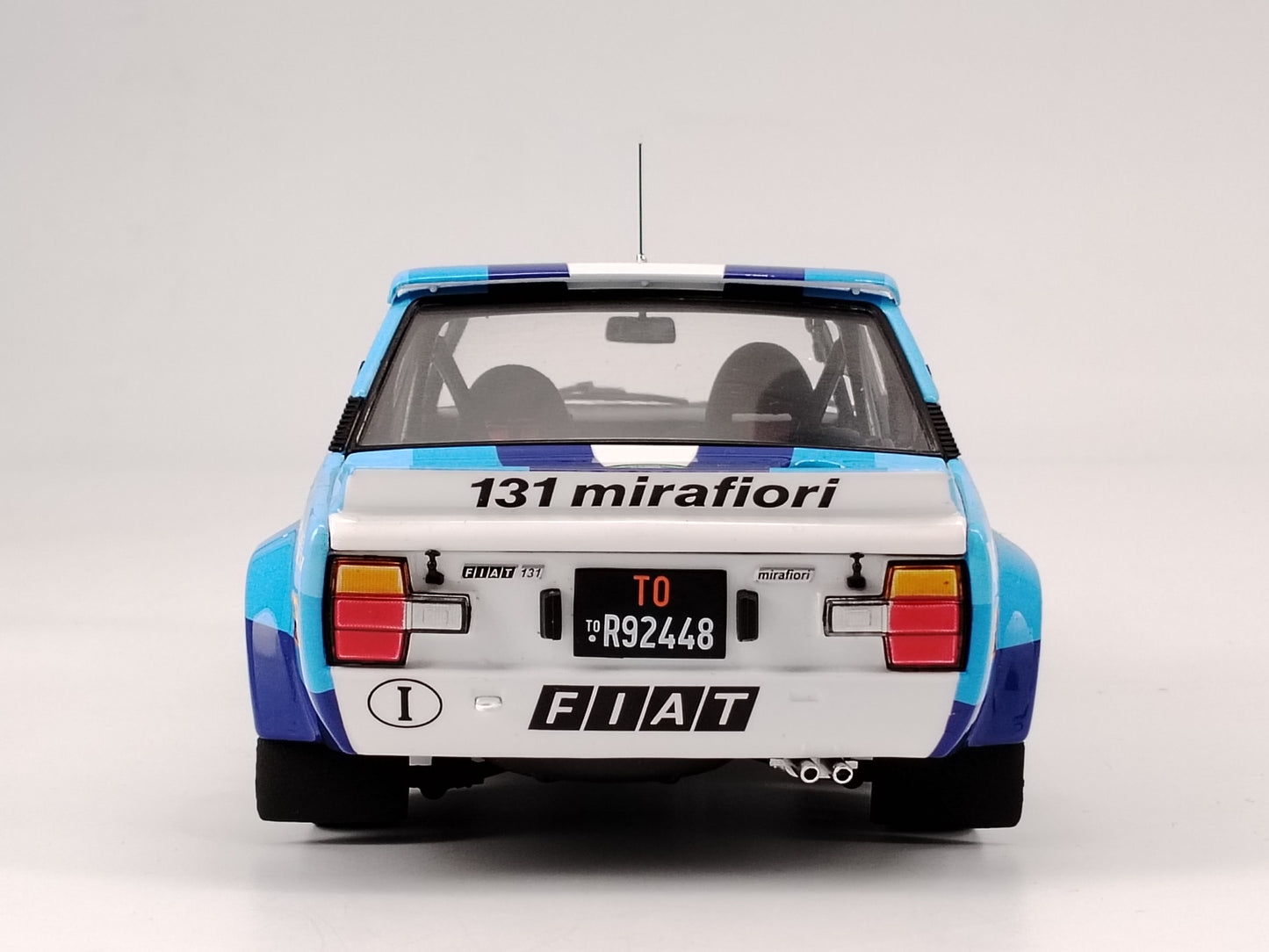 Kyosho 1/18 Fiat 131 ABARTH RALLY simulation modelcars ornaments