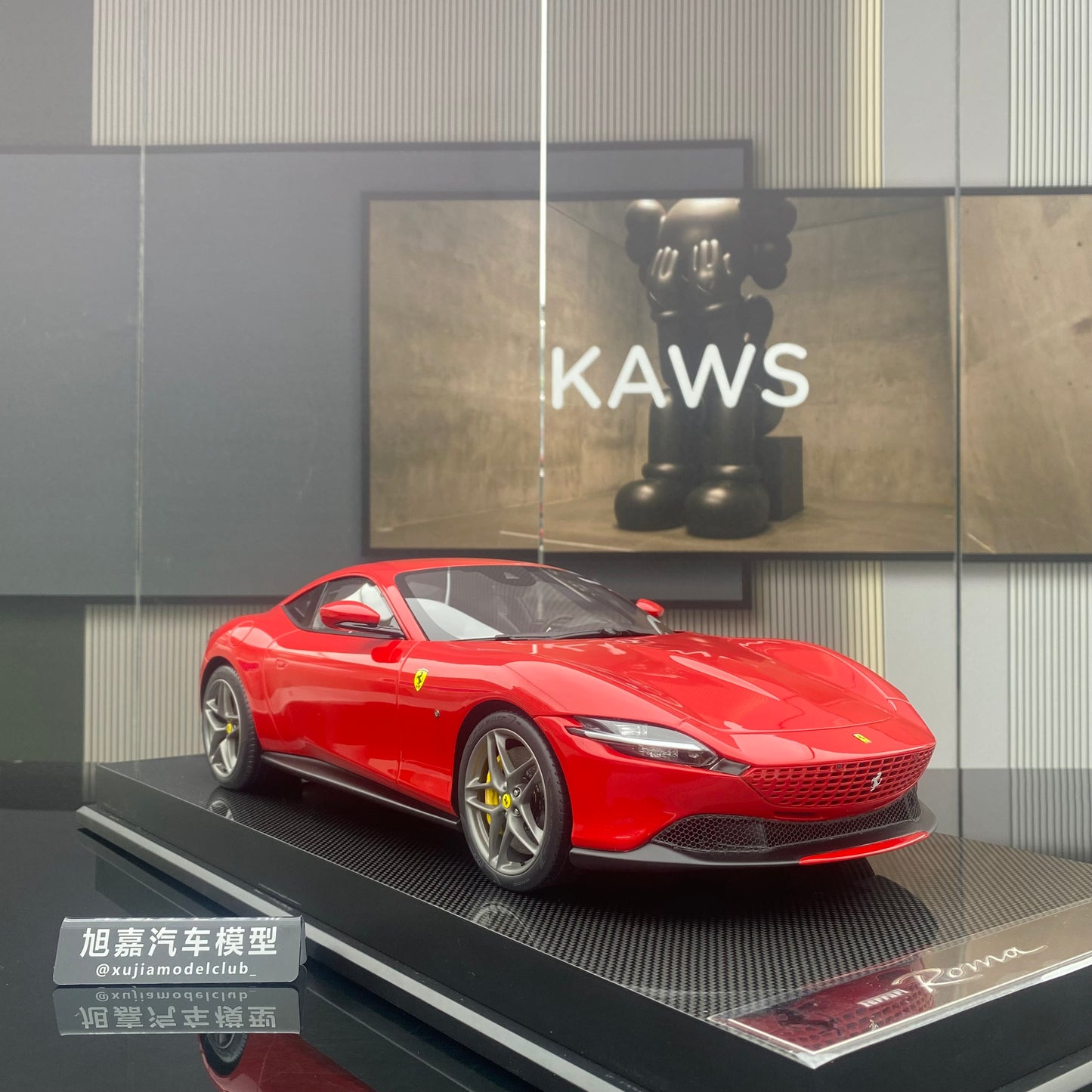 Amalgam 1/12 Ferrari Roma Standard Red Ferrari Roma Simulation Car Model Ornaments