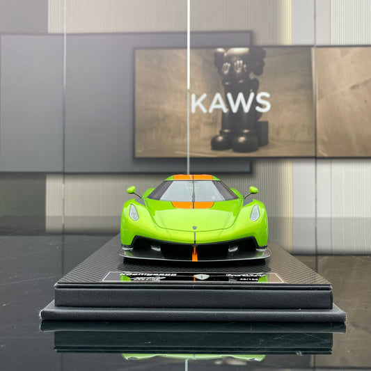 Adornos de colección de modelos de coches de resina Koenigsegg Jesko FA 1/18