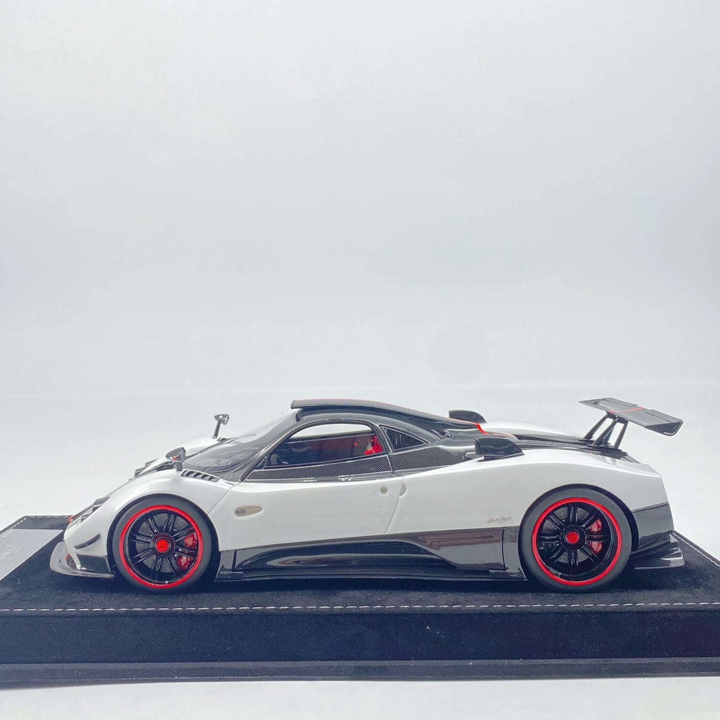 HH Model 1/18 Pagani Zonda Cinque Coupe Limited Edition Model Car