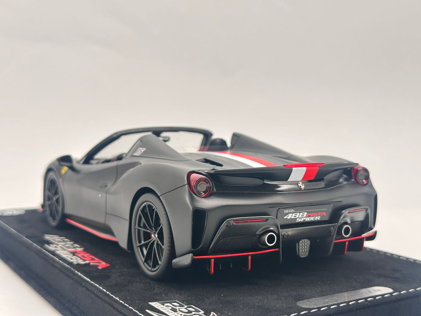 BBR 1/18 Ferrari 488 Pista Spider Red and White Decals, Matte Black Resin High-end Model
