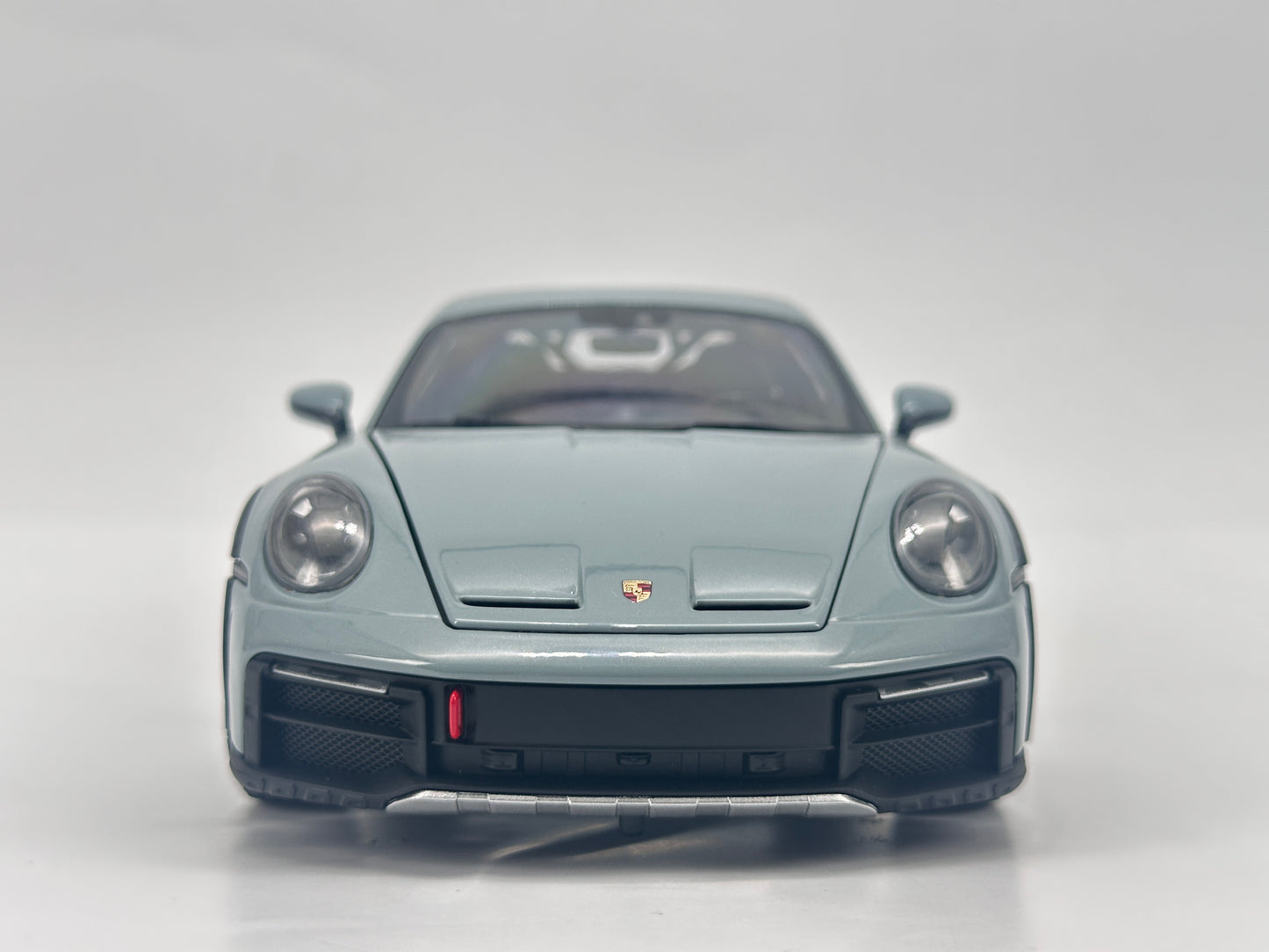 MINICHAMPS 1/18 Porsche 911 DAKAR Metallic Green Alloy Car Model