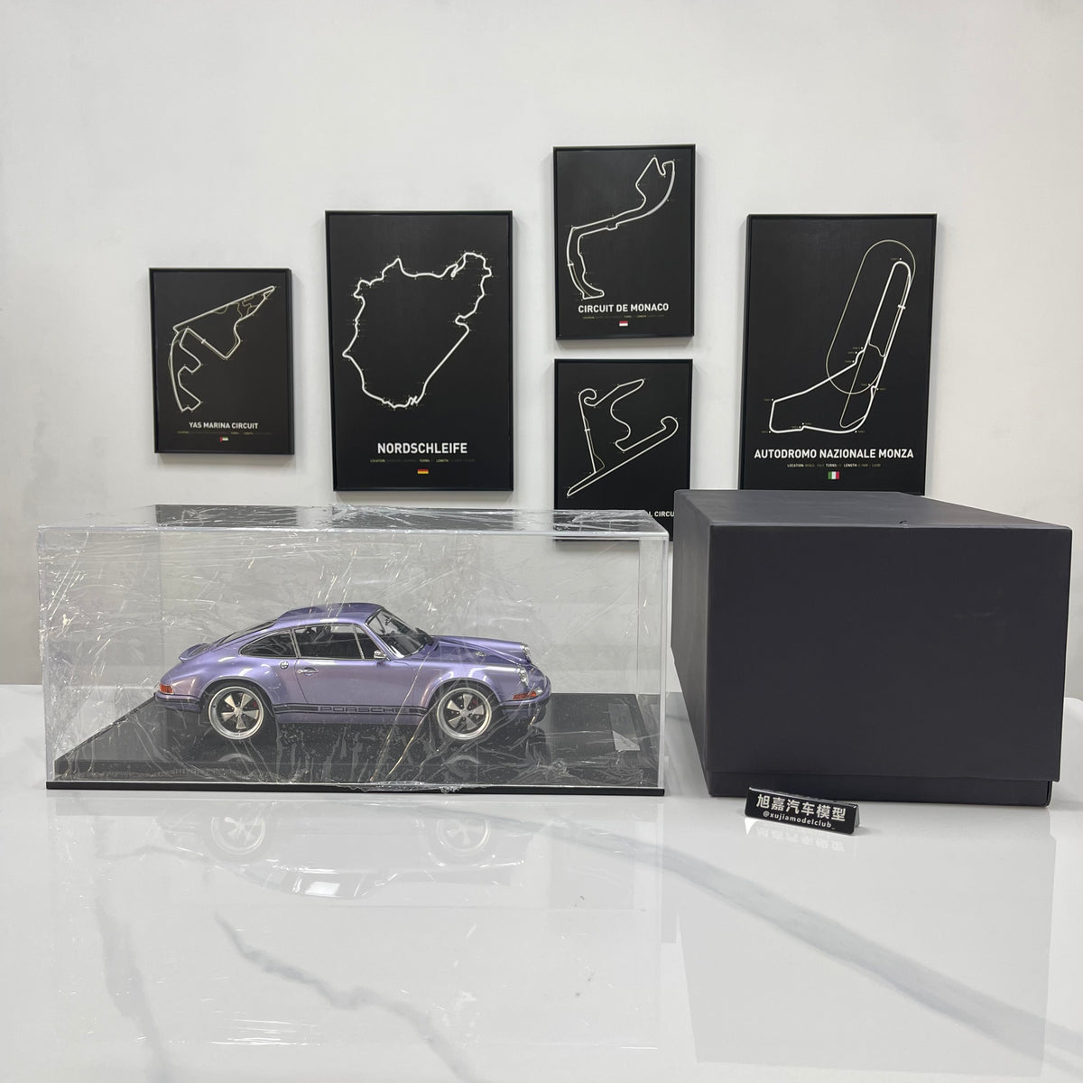 IVY 1/12 Porsche Singer with Skis IVY248