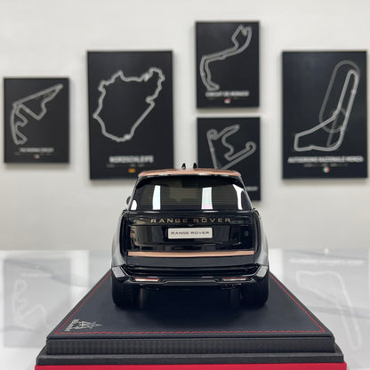 BBA MODEL 1:18 Land Rover Range Rover Autobiography — Black & Gold