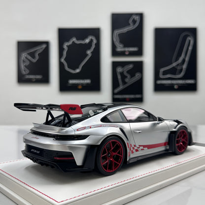 GH MODEL 1/18 Porsche 992 GT3RS Red Seals/GT Silver Limited Edition Model Car