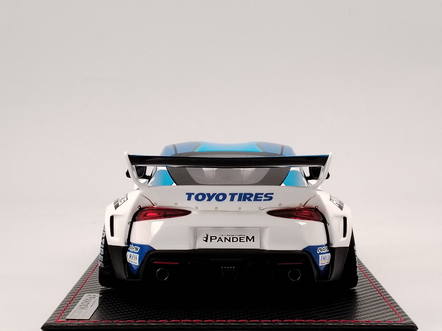Ignition Model 1/18 Toyota PANDEM SUPRA A90 White and Blue IG2763
