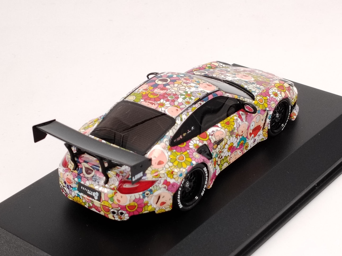 GT Spirit 1/43 Porsche 997 LBWK Sunflower Simulation Car Model Ornaments