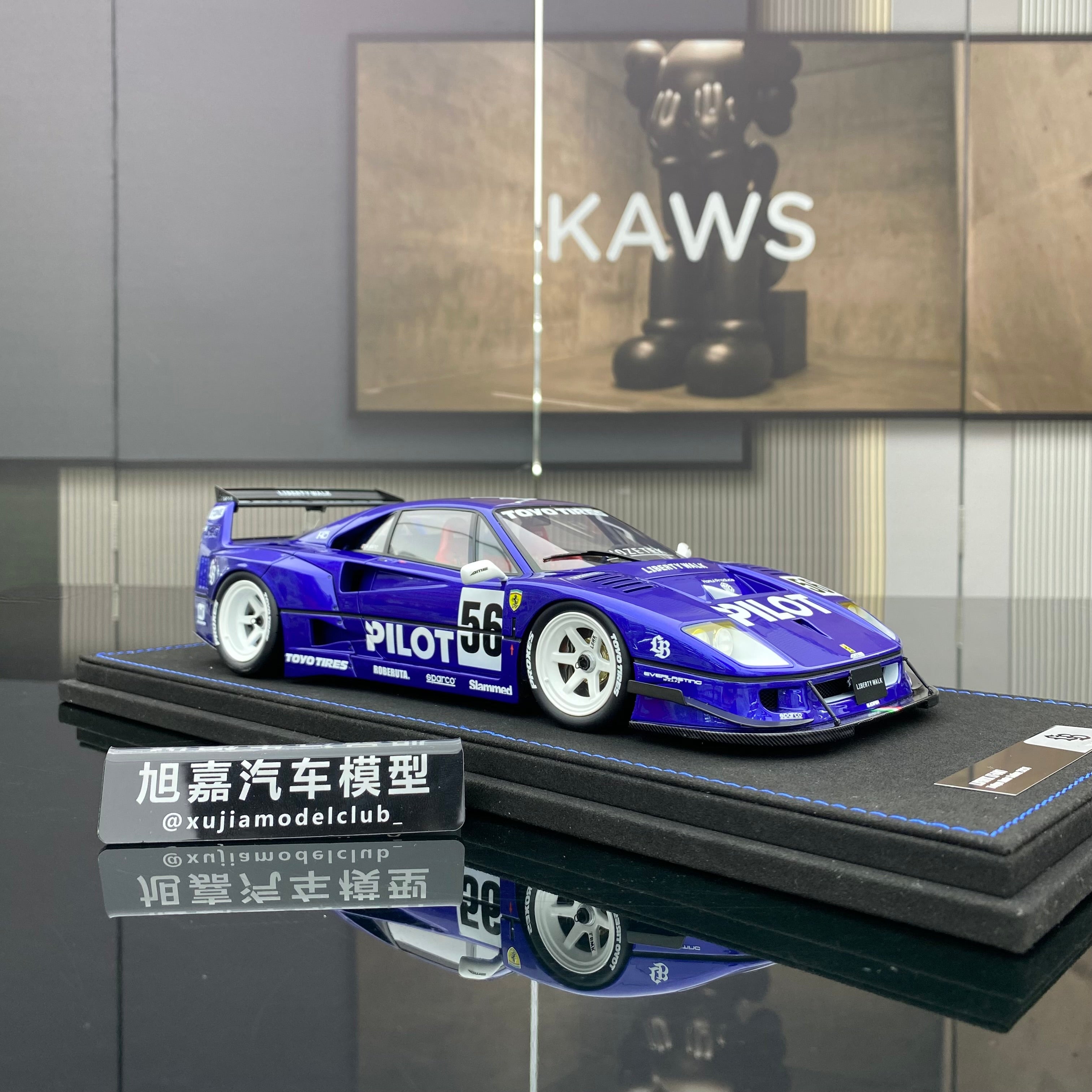 INNO 1/18 Ferrari LBWK F40 White Tokyo Auto Salon 2024