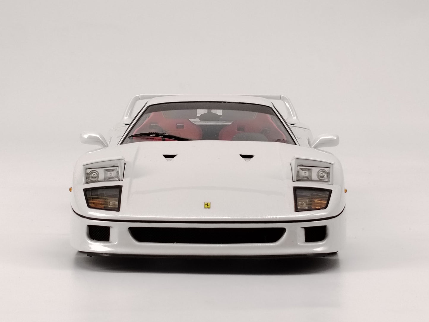 kyosho 1/18 Ferrari F40 Pearl White Alloy Full Open Car Model