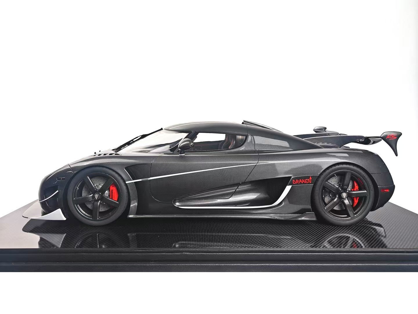 Frontiart 1/8 Koenigsegg Agera RS Draken Black Carbon Limited Edition Car Model Ornaments