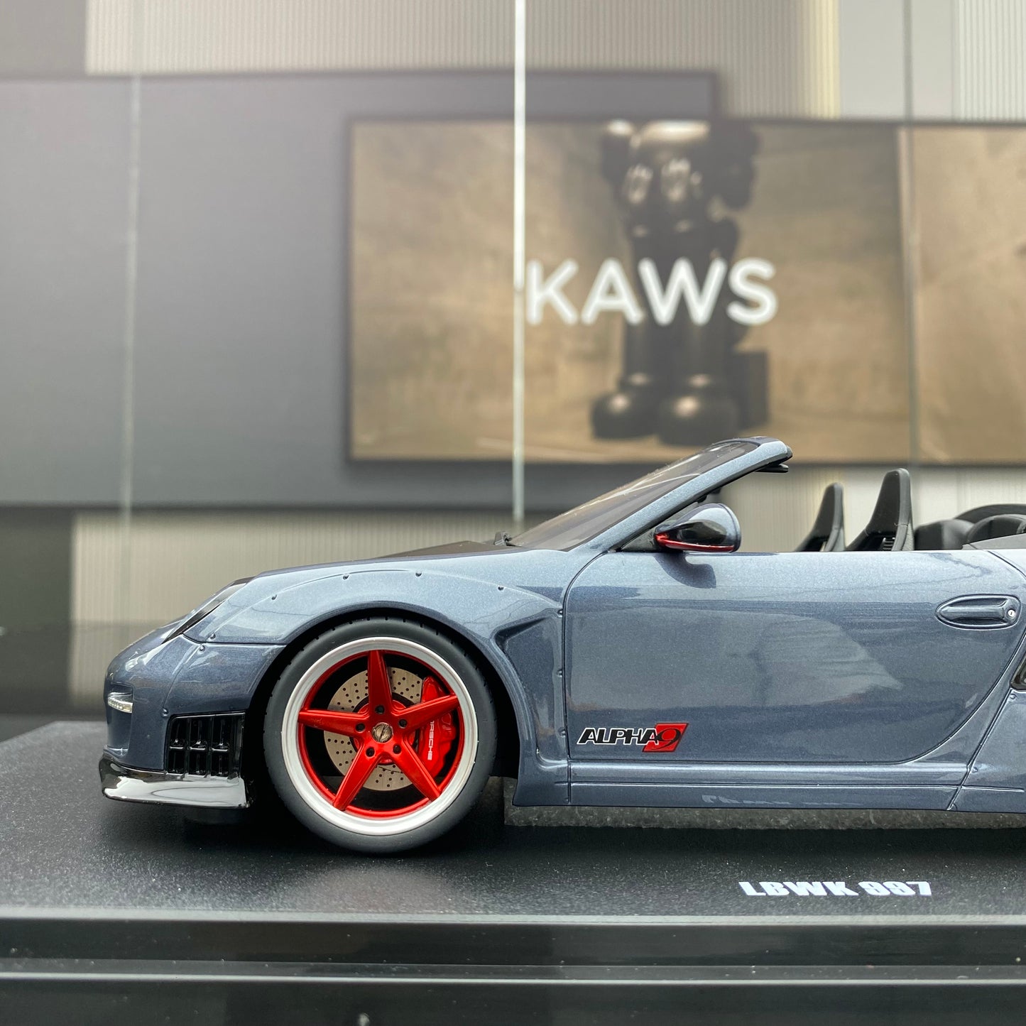 GT Spirit 1/18 Porsche 997 modified version of simulated car model collection ornaments