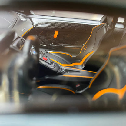 MAKE UP 1/18 Lamborghini Aventador LP750-4 SV limited edition car model