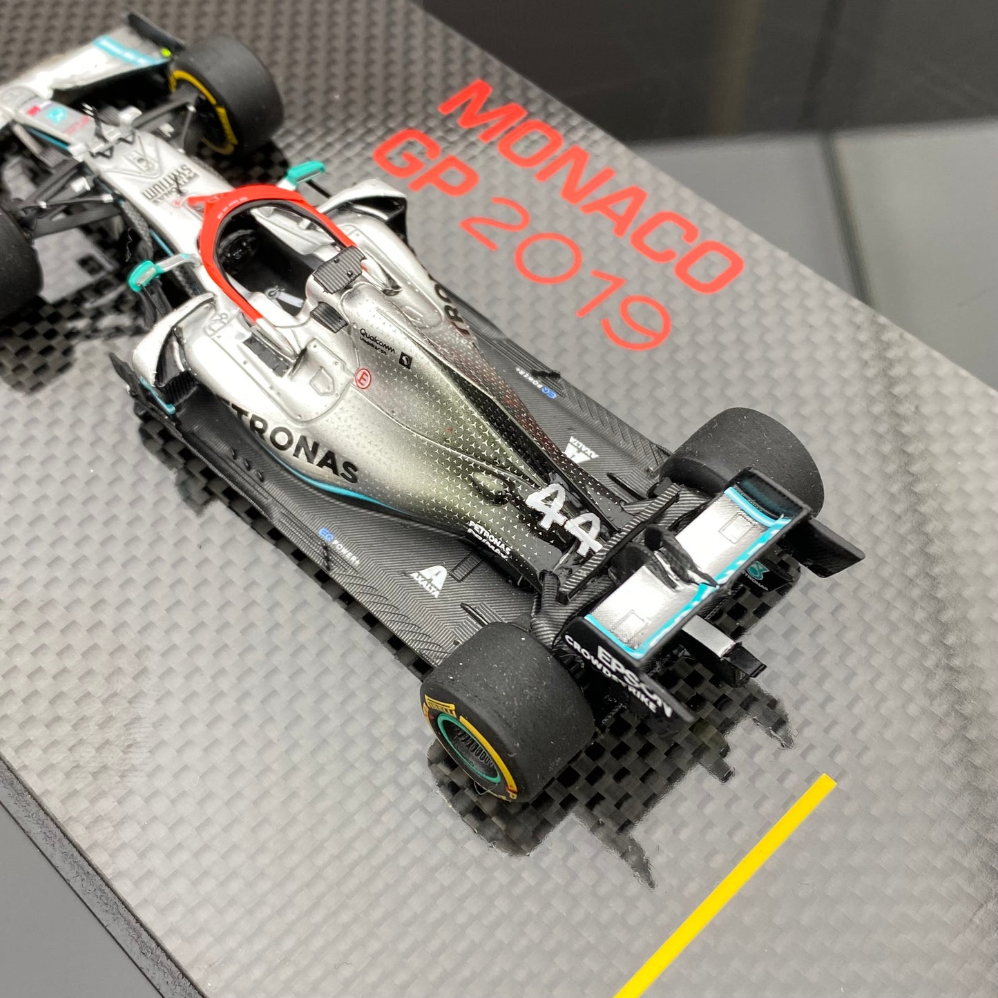 SPARK 1/43 Mercedes-Benz AMG F1 Team W10 2019 Monaco Grand Prix Victory No. 44 Hamilton Silver Green Painting Car Model