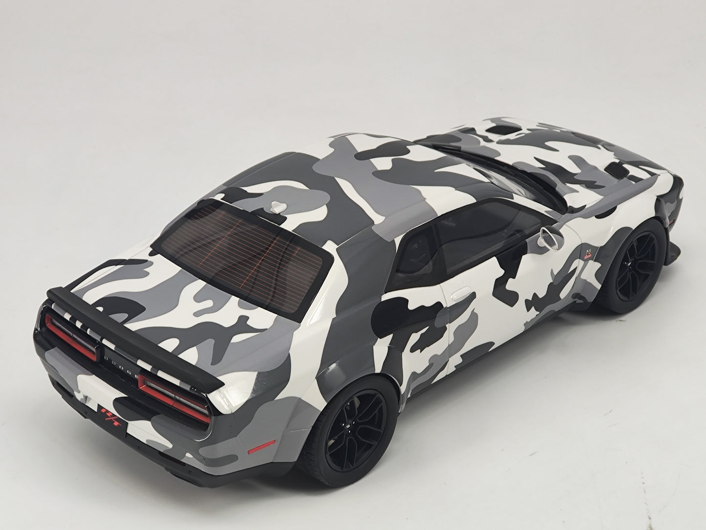 GT SPIRIT 1/18 Dodge Hellcat Black and White Camouflage Model Car Model