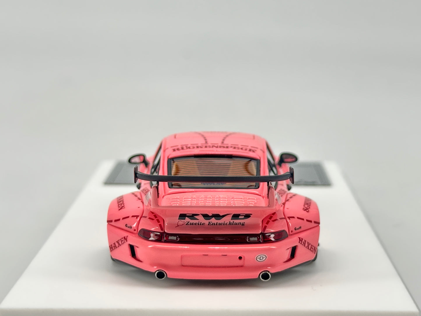 DG 1/43 Porsche RWB Pink Pig Painted Simulation Car Model