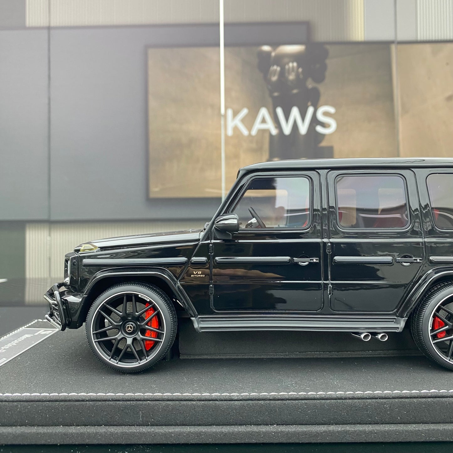 VEHICLE Art 1/18 Mercedes-Benz G63 black simulation car model ornament