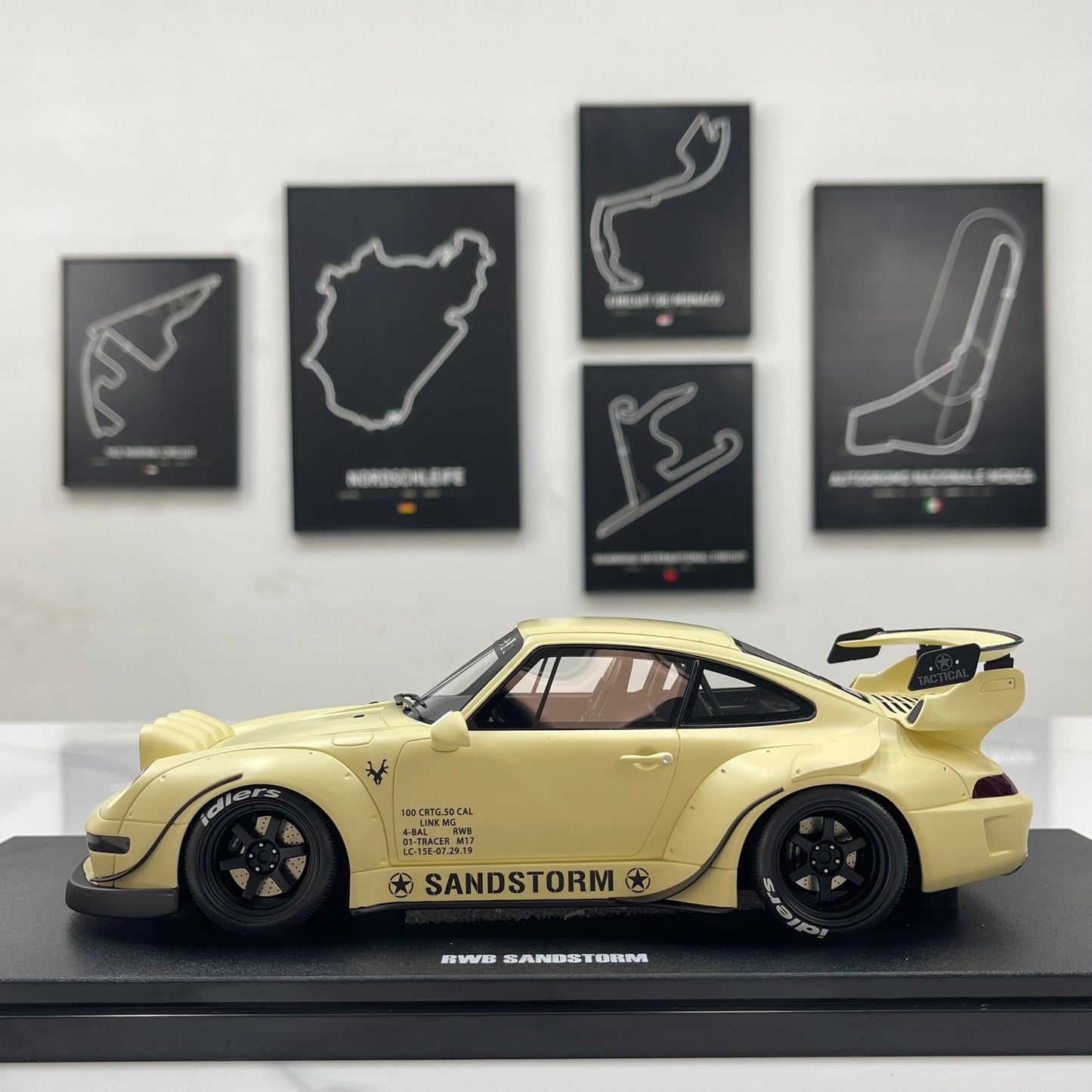 GT Spirit 1/18 Porsche RWB Sandstorm Beige GT566