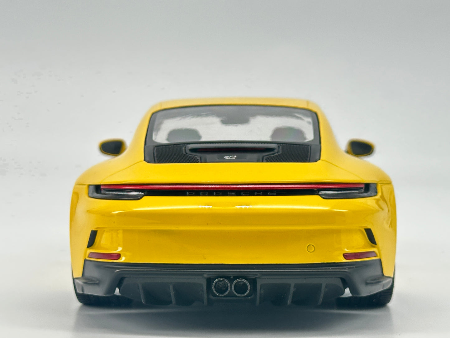 MINICHAMPS 1/18 Porsche 911 (992) GT3 TOURING 2022 Alloy Car Model