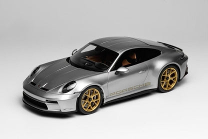 IVY 1/18 Porsche 911 S/T (992) Limited Edition Model Car Ornament