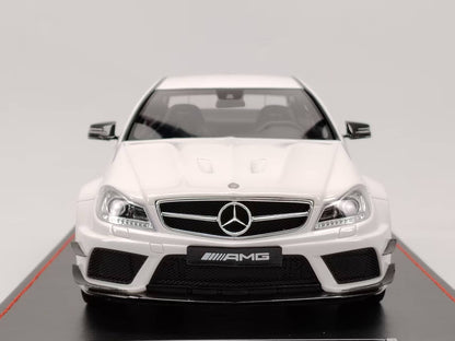 NA 1/18 Mercedes-Benz C63 AMG Black Series White Resin Car Model