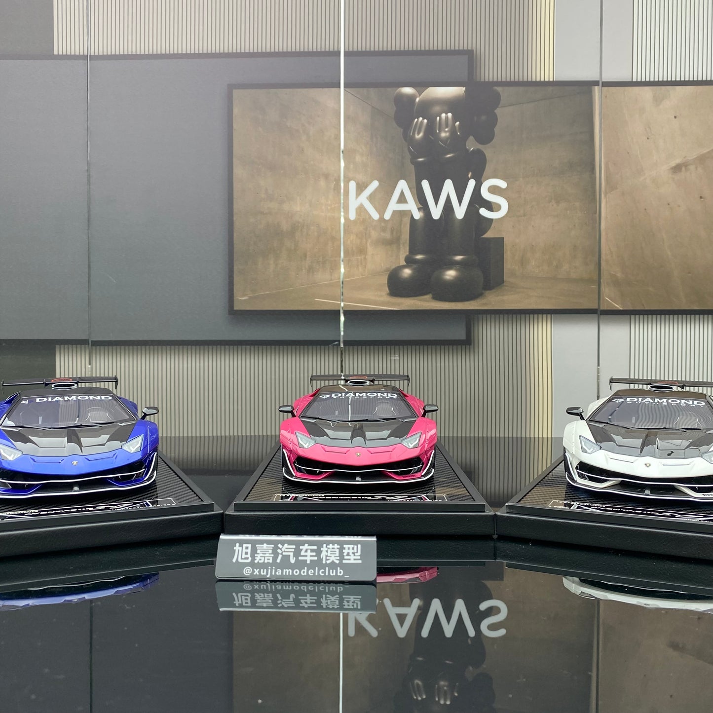 VIP 1/18 Lamborghini SVJ wide body modified car model ornament