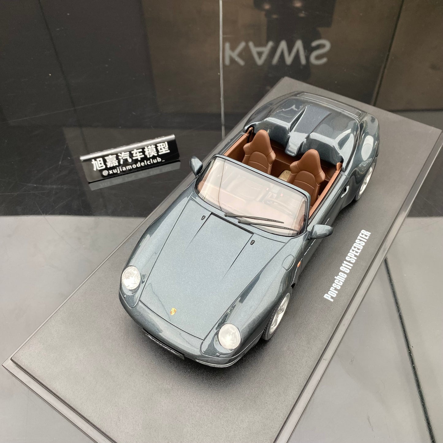 GT Spirit 1/18 Porsche 993 SPEEDSTER roadster simulation car model ornaments