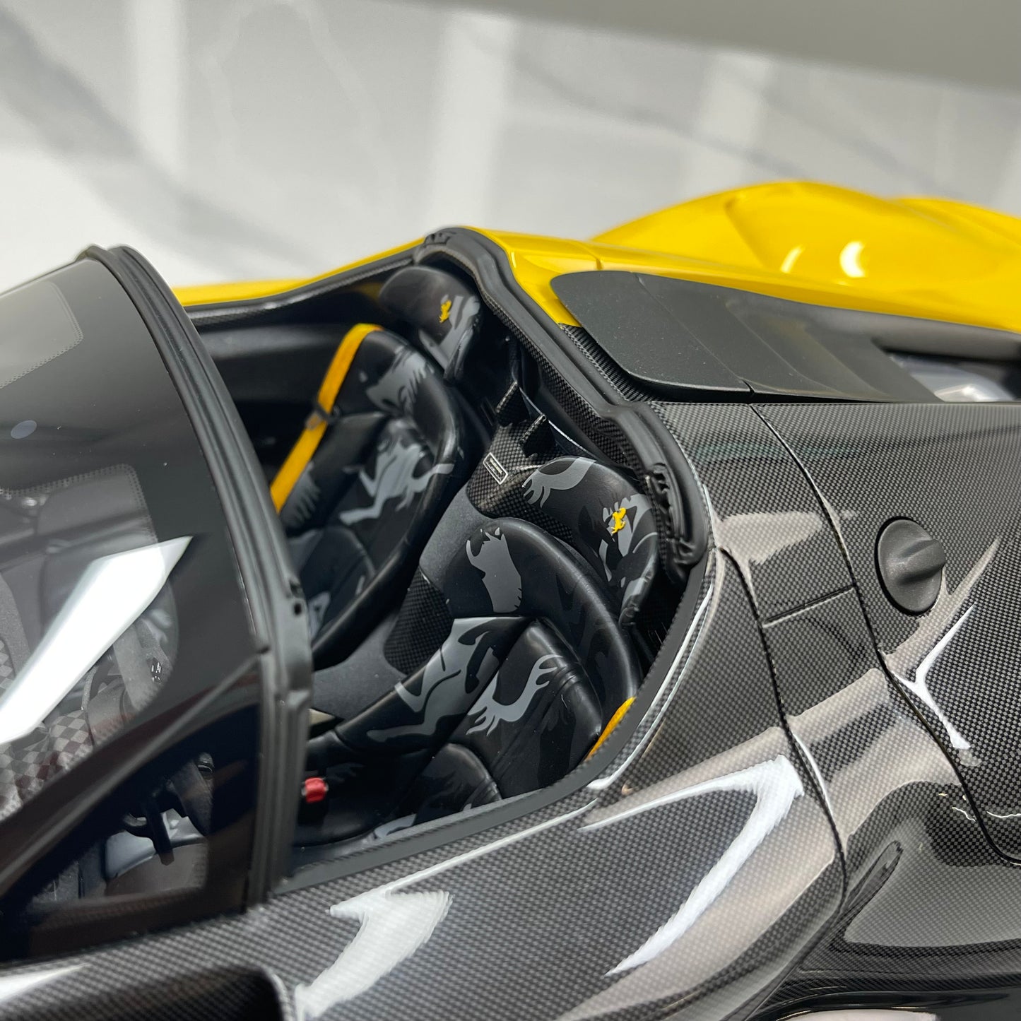 BBR 1/12 Ferrari SP3 Daytona 599+1 Spider Modena Yellow BBR1217O