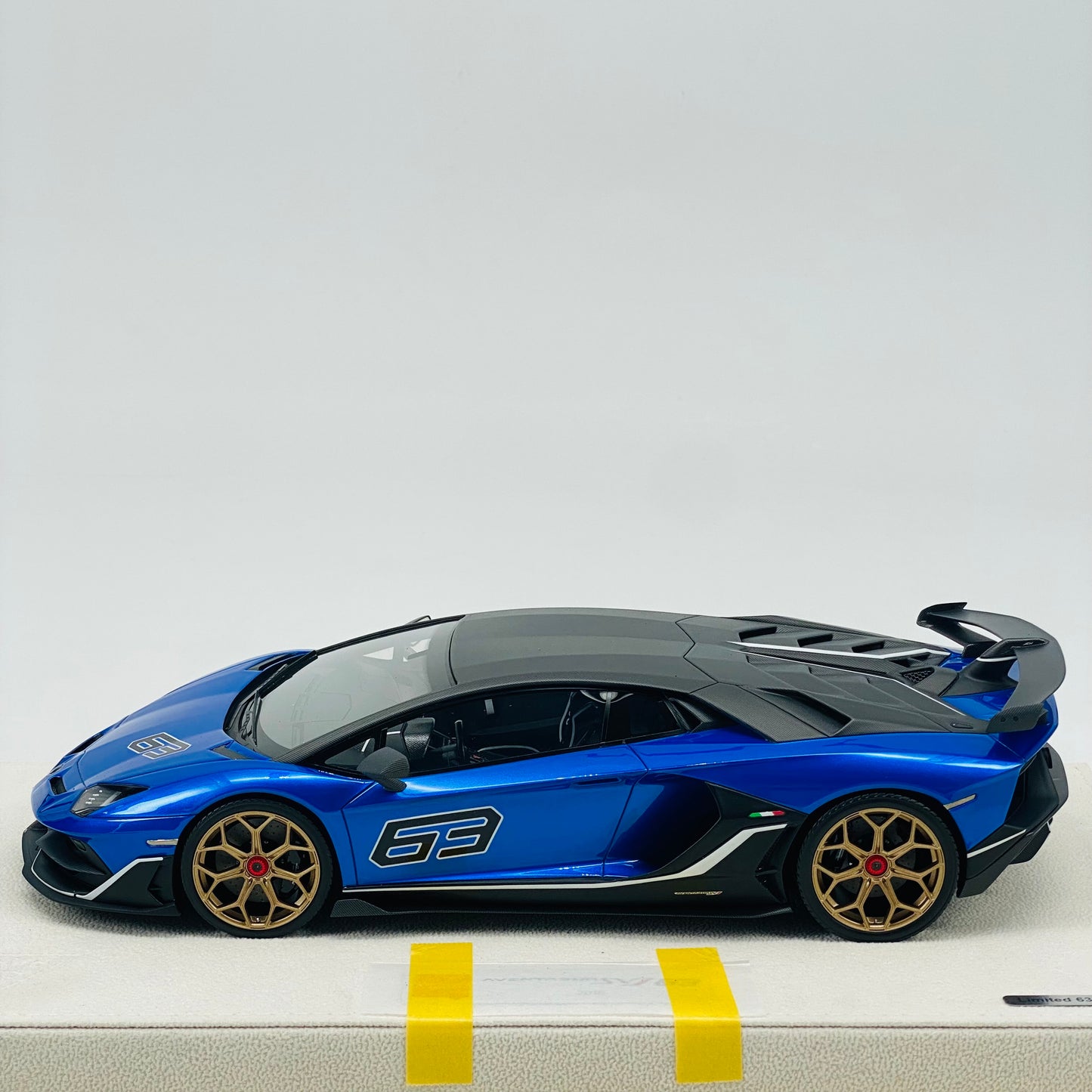 MAKEUP 1/18 Lamborghini SVJ 63 Blue Limited Edition Car Model Ornaments