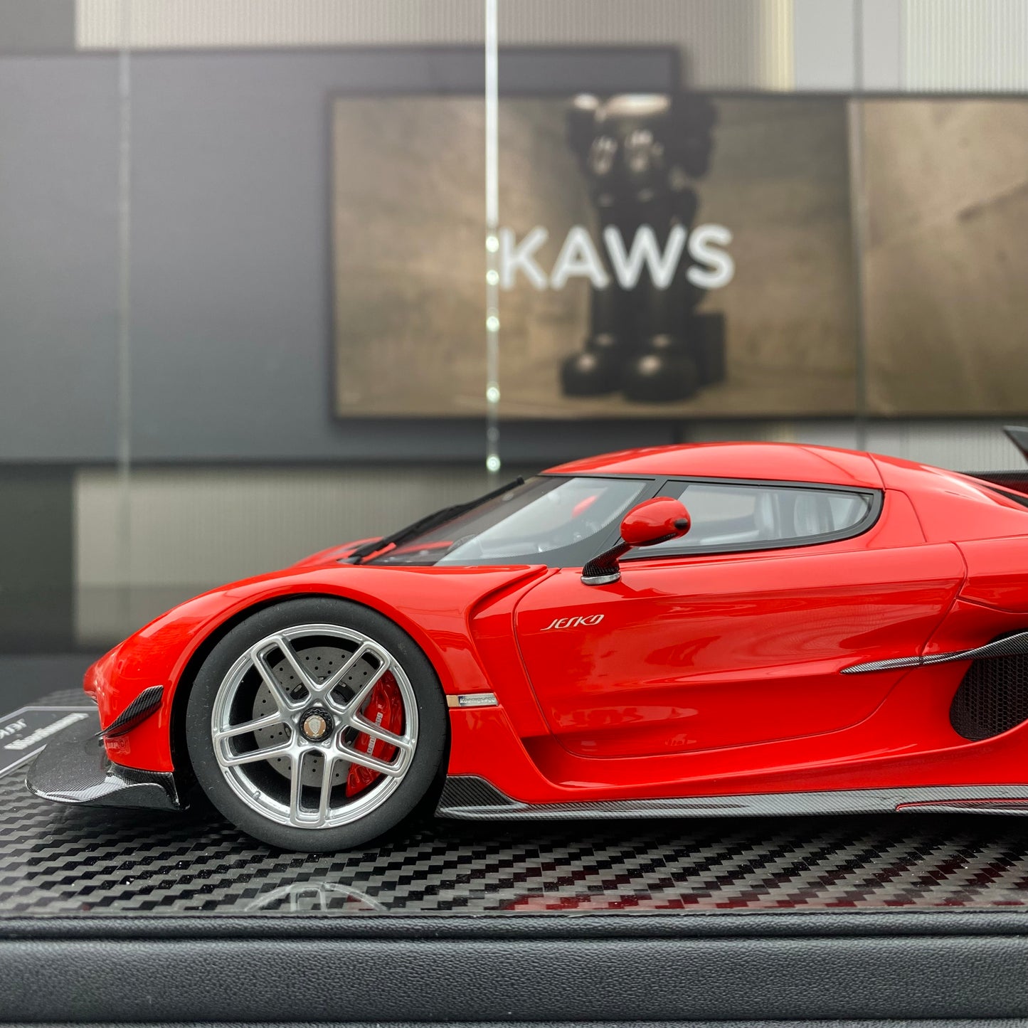 FRONTIART 1/18 Koenigsegg Jesko red simulation car model ornament