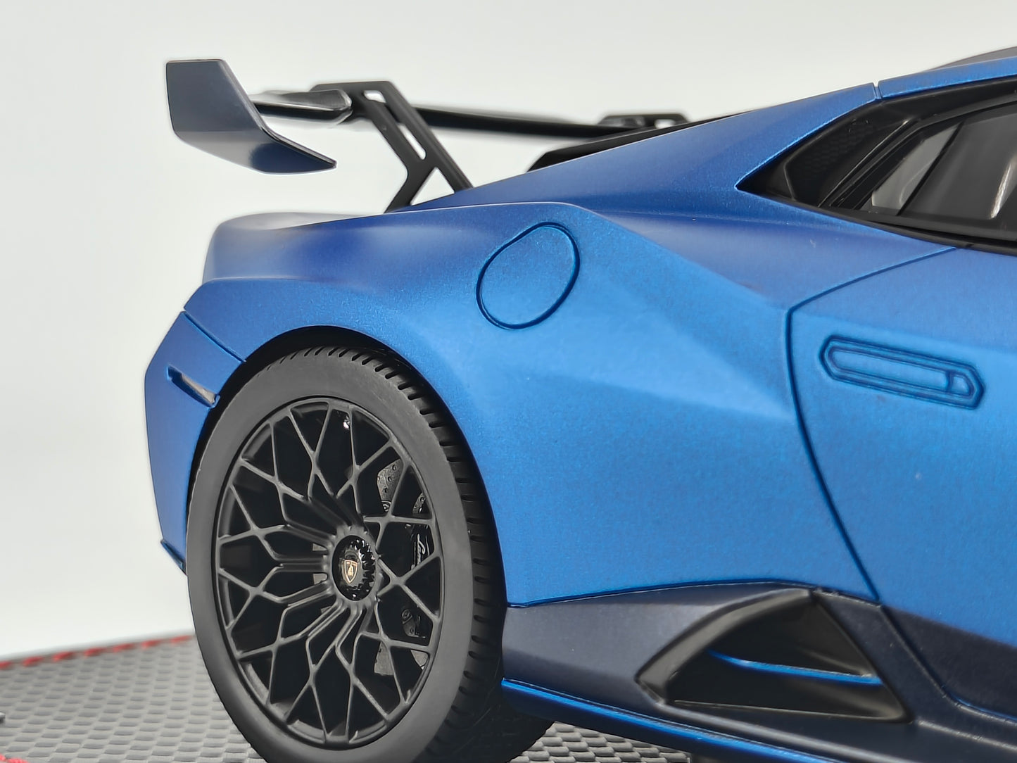 MR 1/18 Lamborghini Huracan STO 60th Anniversary Edition Simulation Car Model Lambo044SA
