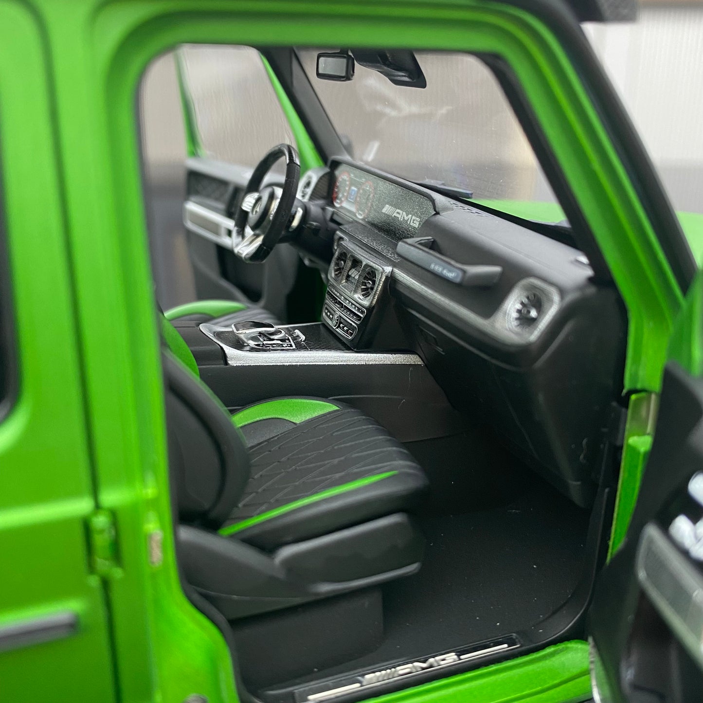 Almost Real 1/18 Mercedes-Benz AMG G63 4X4² Matt Green Big G Car Model Ornament
