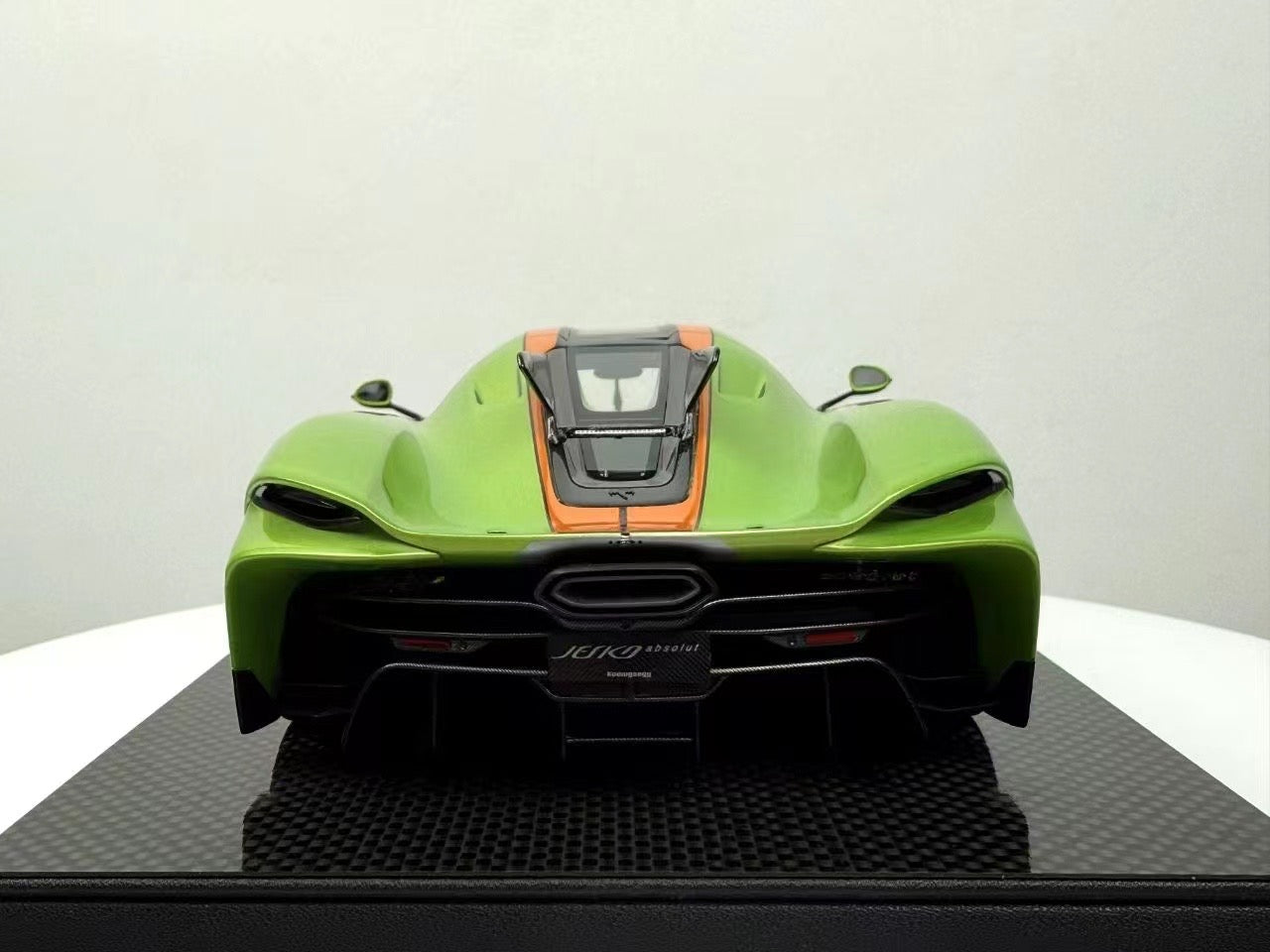 【Preventa】Modelo de coche Frontiart 1/18 Koenigsegg Jesko Absolute Edition Pearlescent Green Limited Edition