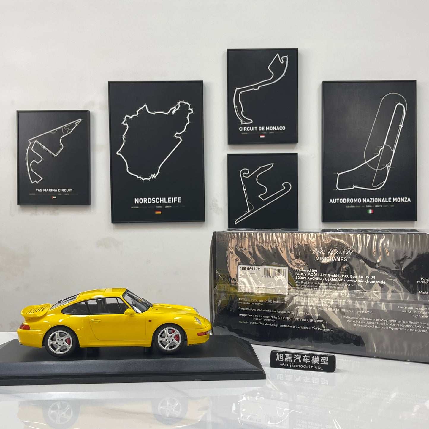 MINICHAMPS 1/18 Porsche 911 (993) Turbo (1995) Yellow 155061172