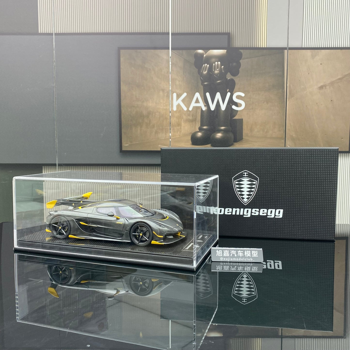FRONTIART 1/18 Koenigsegg Jesko carbon gold simulated high-end car model