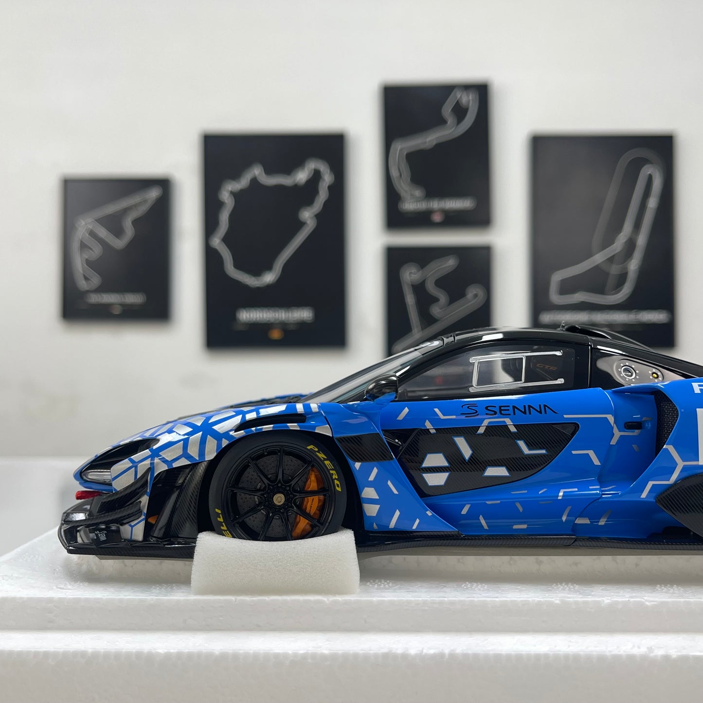 AUTOart 1/18 McLaren Senna GTR Blue #12 81955