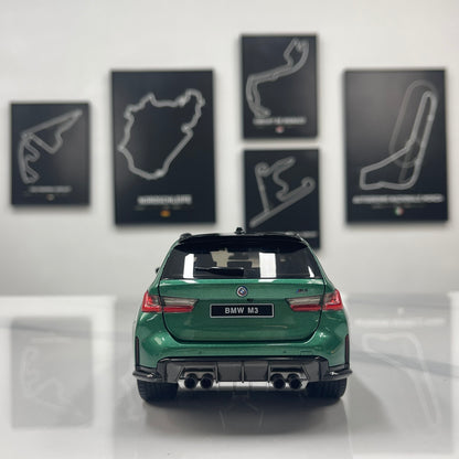 TSM MODEL 1/18 BMW M3 Touring (Isle of Man Green) TSM181030