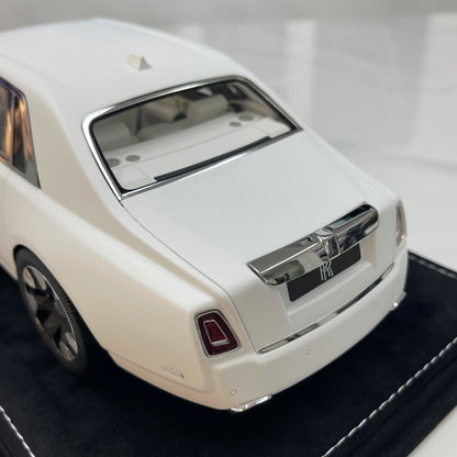 HH Model 1/18 Rolls-Royce Phantom Series II Ivory White HH735