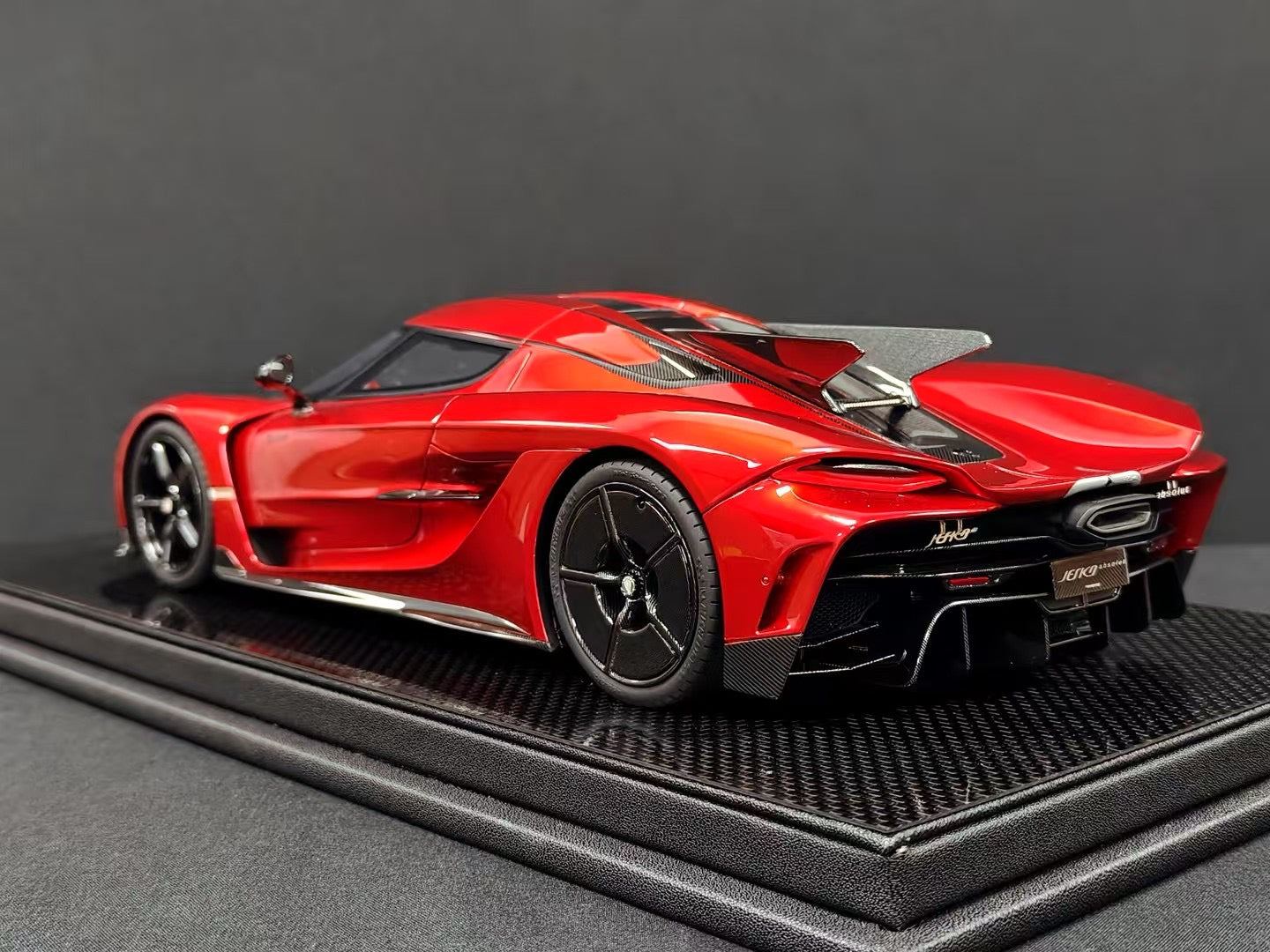 Frontiart 1/18 Koenigsegg Jesko Absolute Edition Apple Red Limited Edition Car Model Birthday Gift