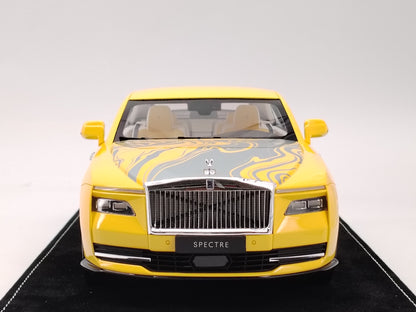 HH Model 1/18 Rolls-Royce Spectre with Bright Yellow Light Signals - Simulated Car Model Decoration