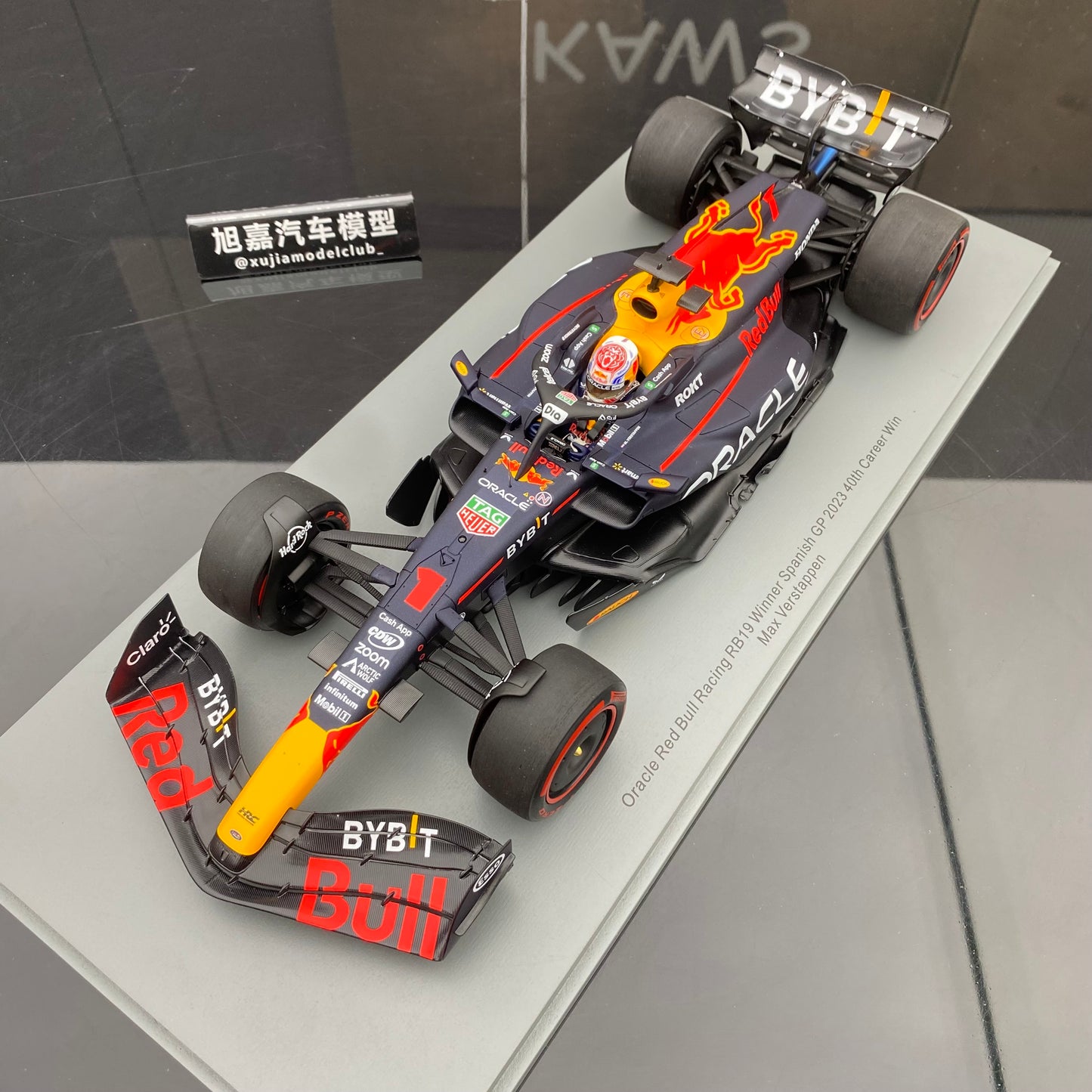 SPARK 1/18 Oracle F1 Team RB19 2023 Spanish Grand Prix Victory No. 1 Verstappen 40 career wins Red Bull Limited Edition car model