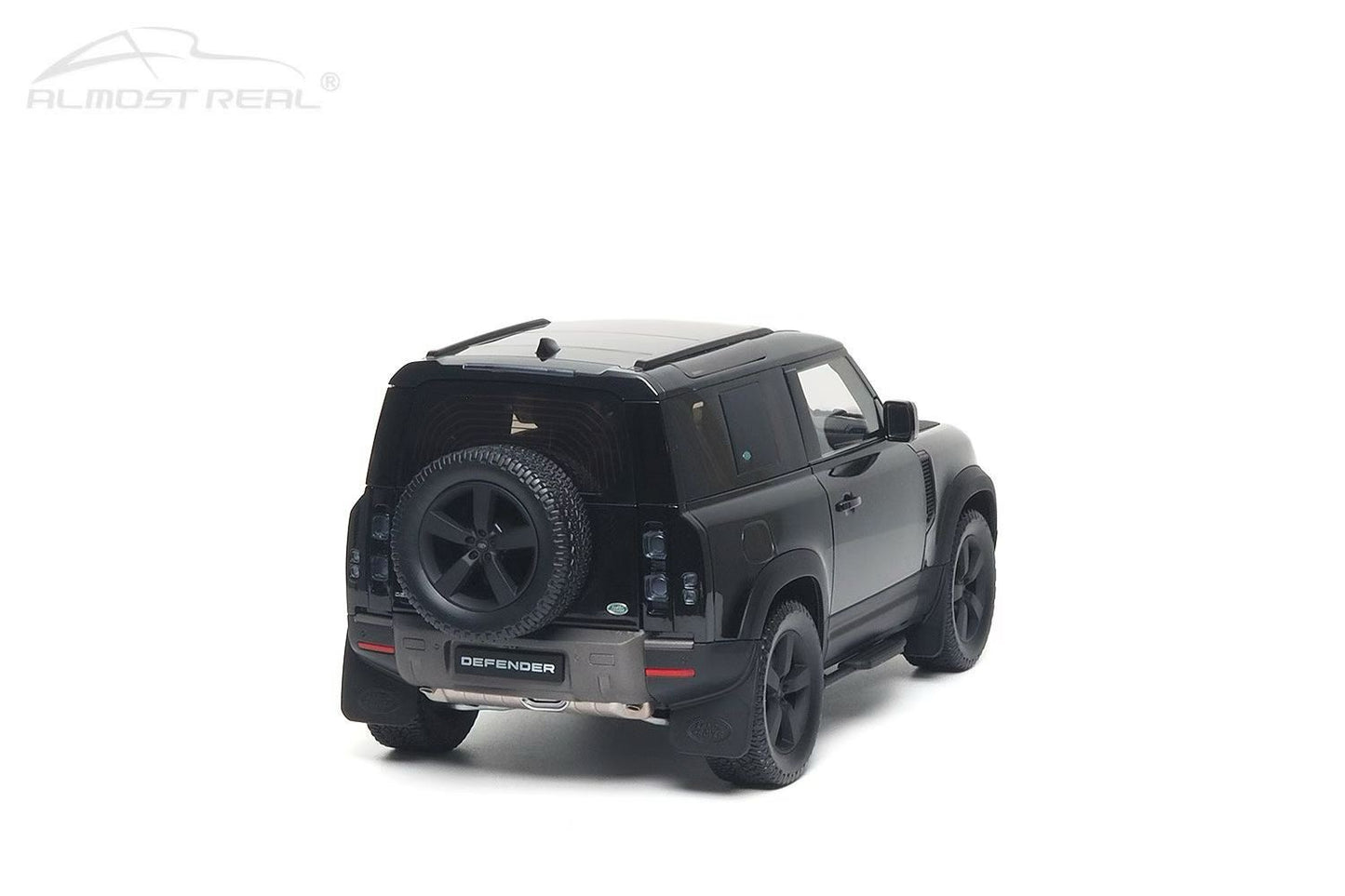 AR 1/18 Land Rover Defender 90 2020 Model Kit - Diecast Car