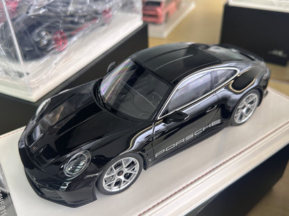 IVY 1/18 Porsche 911 S/T (992)