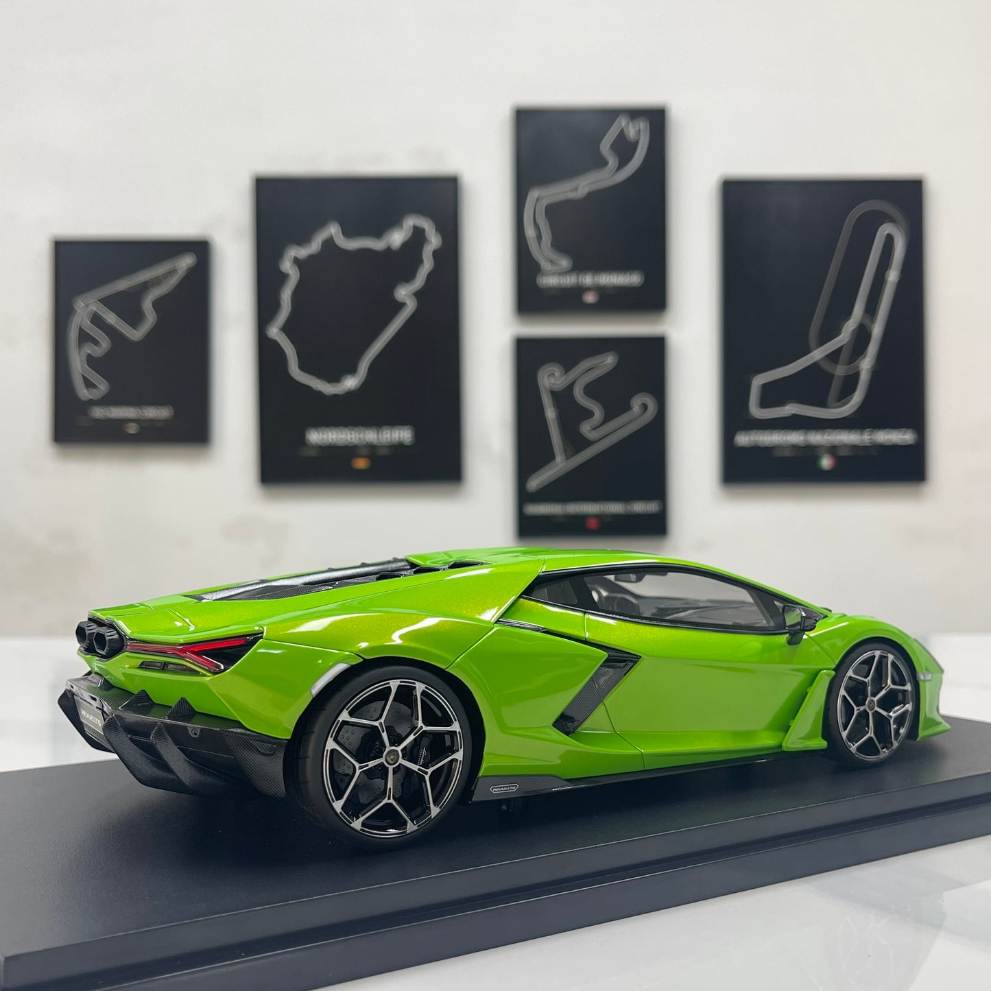 Topspeed 1/18 Lamborghini Revuelto Green TS0621