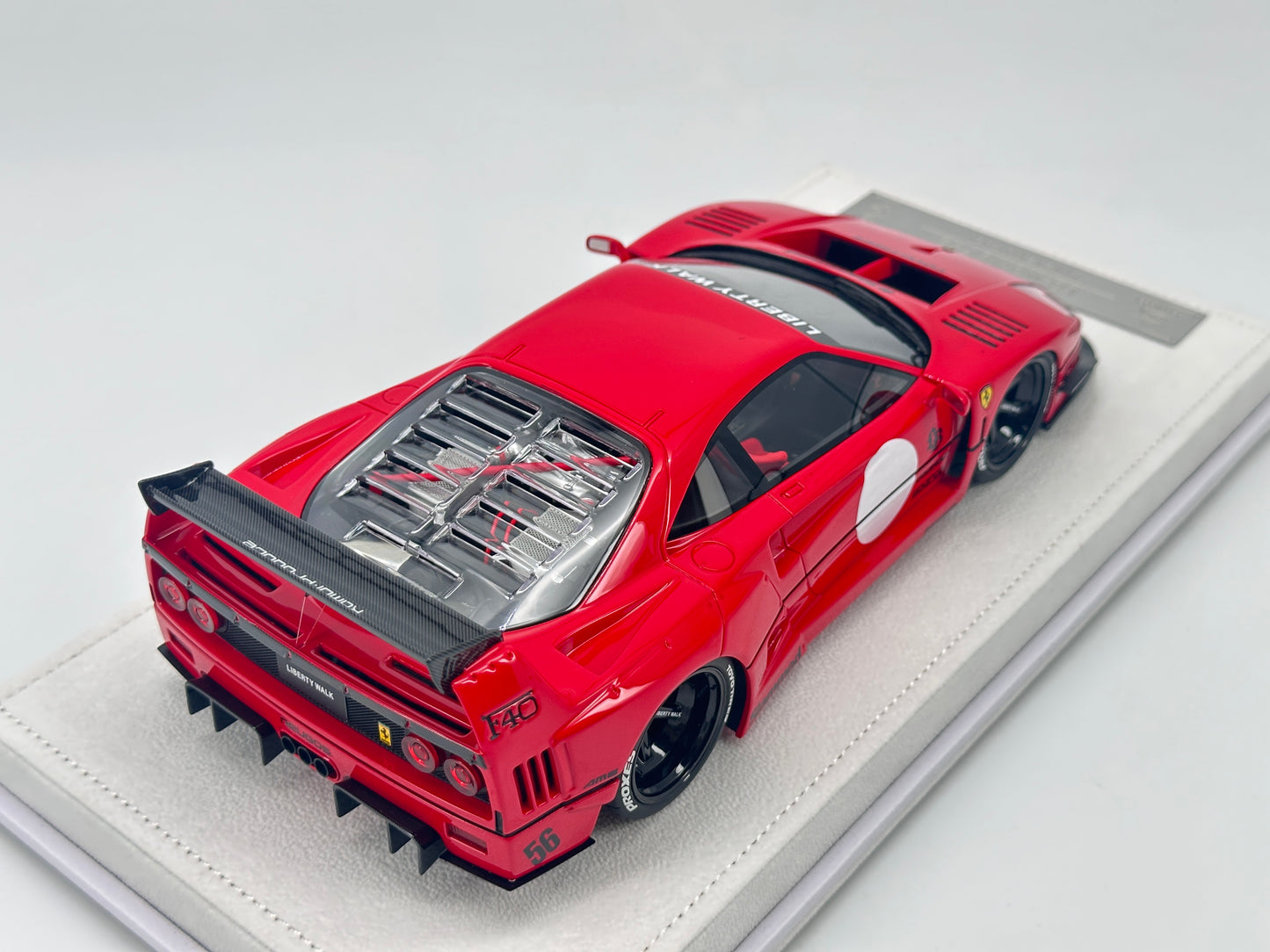 BBA MODEL 1/18 Ferrari F40 Standard Red Resin Car Model BBA015