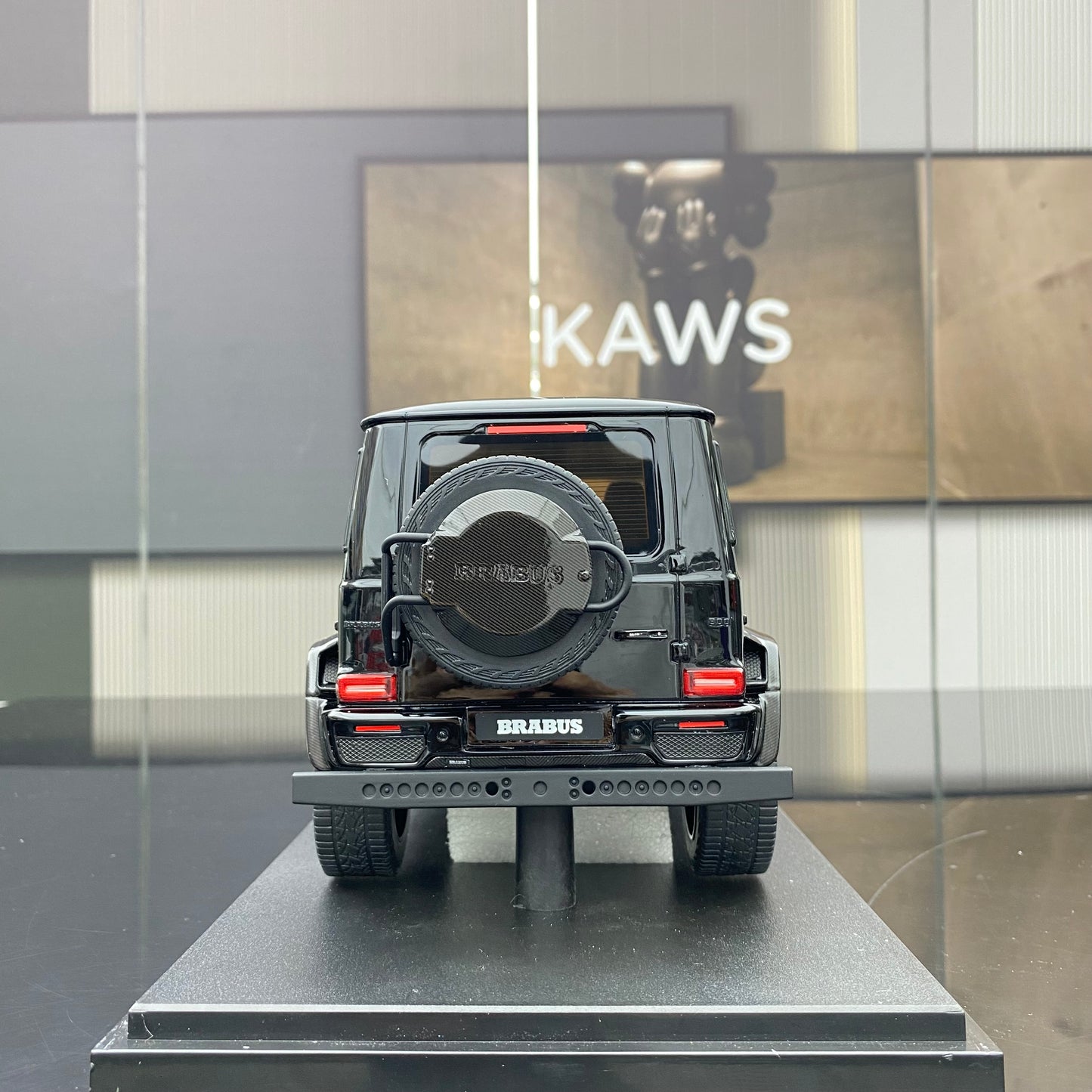 GT Spirit 1/18 Mercedes-Benz Brabus G800 4×4 Black Simulation Car Model Ornaments Gift GT500