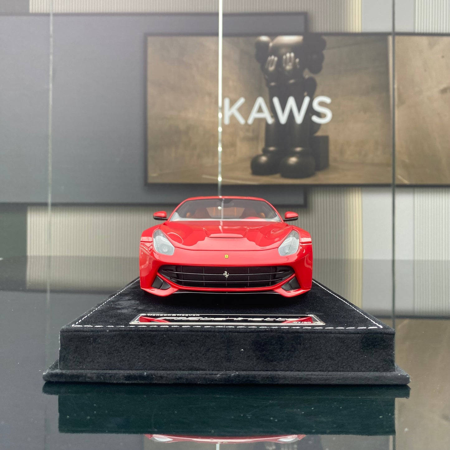 Adornos para el modelo Ferrari F12 Berlinetta rojo estándar de edición limitada, modelo HH 1/18