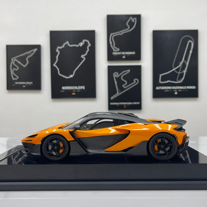 Amalgam 1:18 McLaren W1 (Orange) M6350-SC1